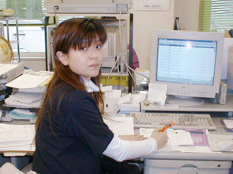 受注・問合せスタッフ 野沢久美子